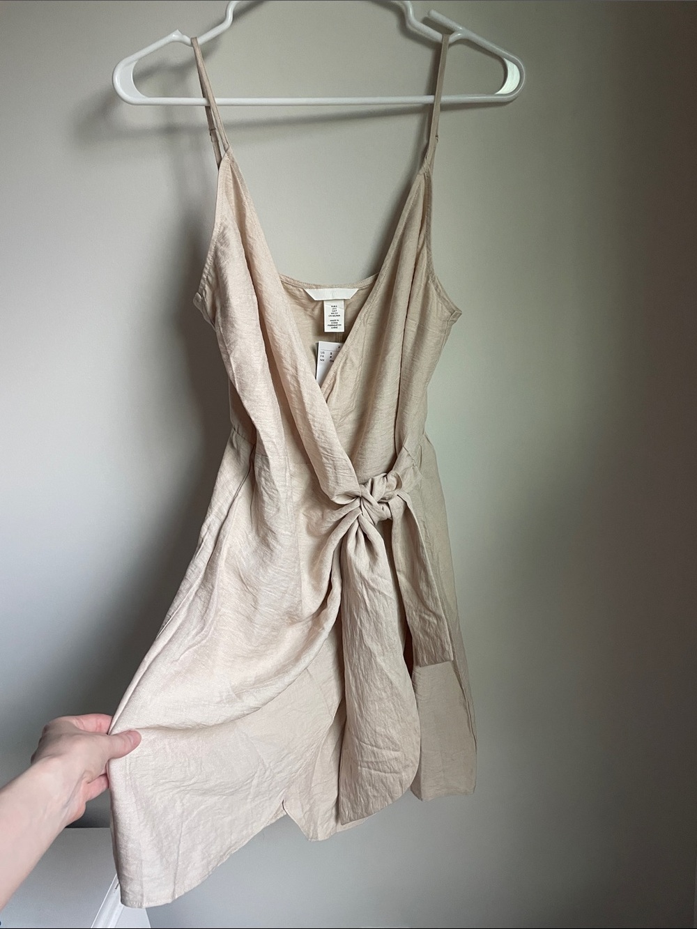 🛍️ 2/$30 | H&M Beige Wrap Mini Dress with Tie Waist